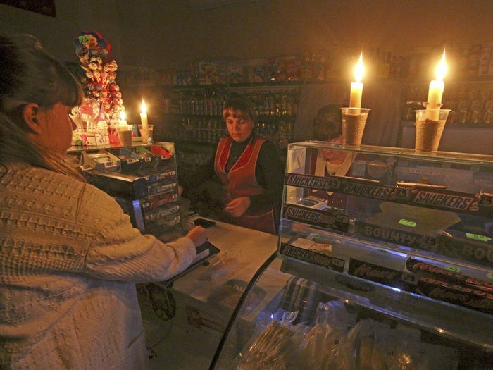 Tác phẩm nghệ thuật được đấu giá 1,345 triệu USD là một laptop chứa 6 virus nguy hiểm nhất lịch sử